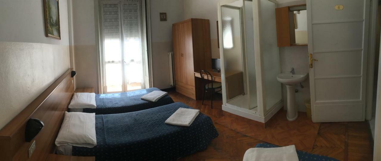 Hotel San Tomaso Milánó Szoba fotó